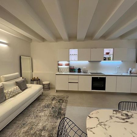 베니스 Immobiliare Nk Palazzo Bonvicini 아파트 외부 사진