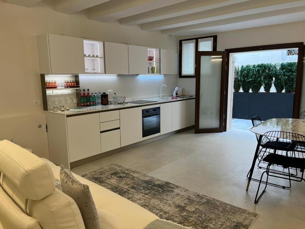 베니스 Immobiliare Nk Palazzo Bonvicini 아파트 외부 사진